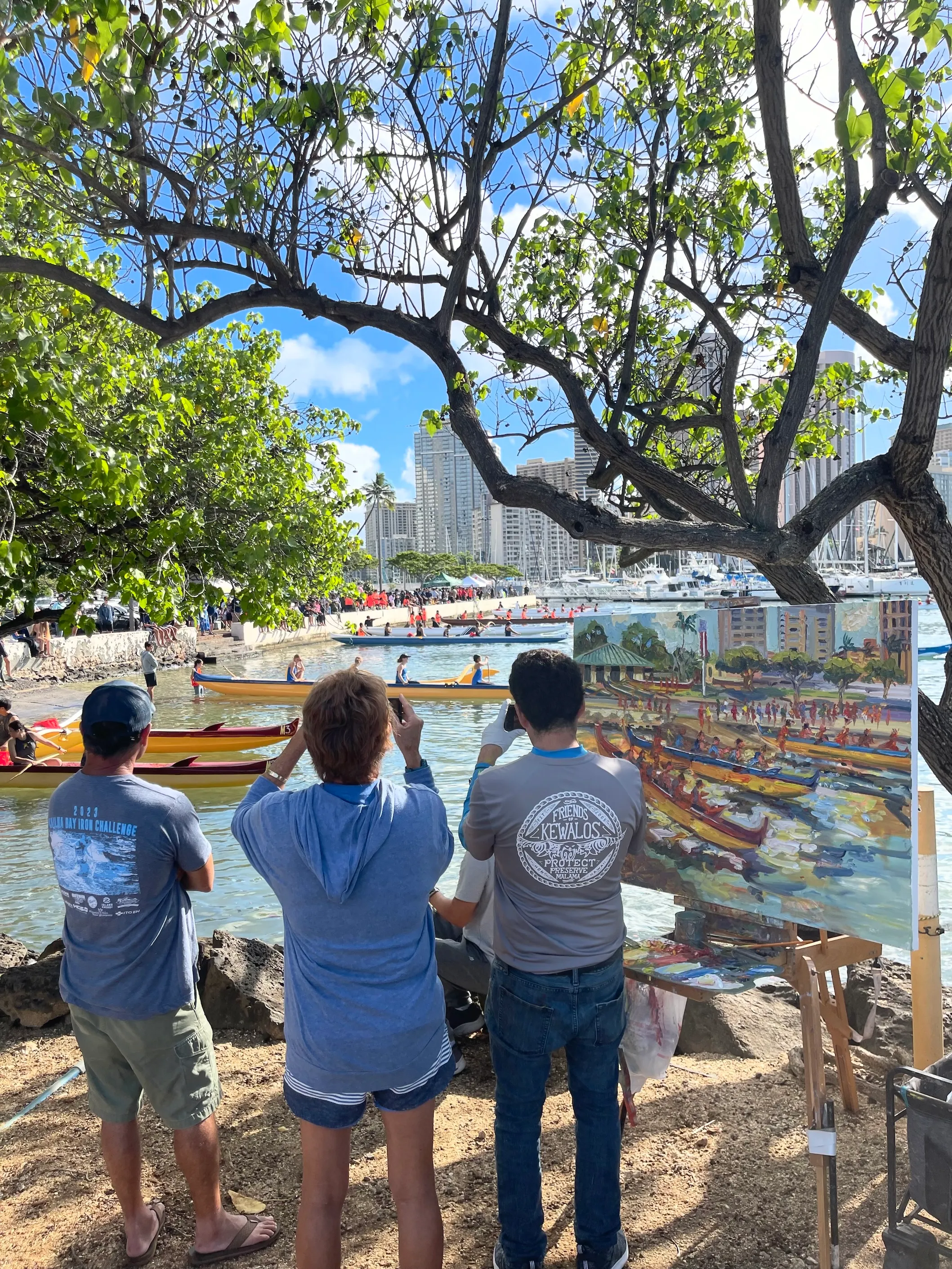 Watching an Outrigger Canoe Race and Plein Air Painters